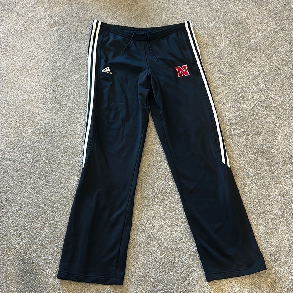 Women’s husker sweatpants